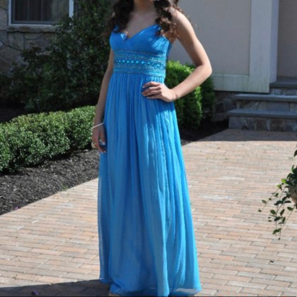 ADRIANNA PAPELL EVENING GOWN / Prom Dress